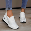 Slip-on trainer - stylische damenschuhe mit verzierungen