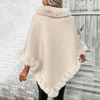 Gstrickter Poncho mit weicher Webstruktur – Stilvoller Damenponcho mit Kragen und Kunstfell