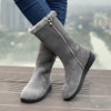 Hohe winterstiefel - isolierte damen winterfüsse