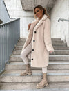 Faux-fur trenchcoat – stylisches langes damenoberteil