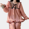 Flauschiges rosa pyjama-set - elegante fransen-loungewear