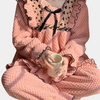 Flauschiges rosa pyjama-set - elegante fransen-loungewear