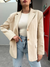 Klassischer Blazer mit taillierter Passform - Martinecouture.ch