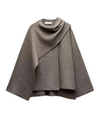 Poncho-style cape - elegante gestrickte damenoberbekleidung