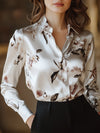 Satinbluse - moderne weisse damenbluse mit magnolienmuster